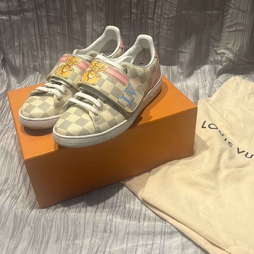Authentic Gently used Louis Vuitton sneakers